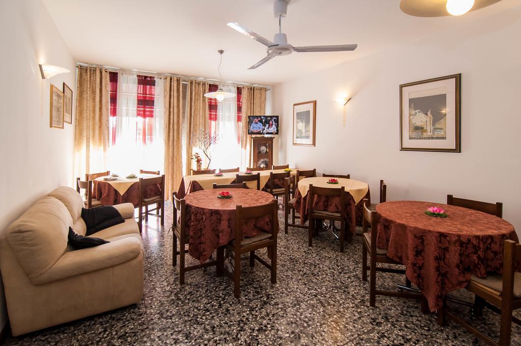 Al Piccolo Hotel Mestre Exterior photo