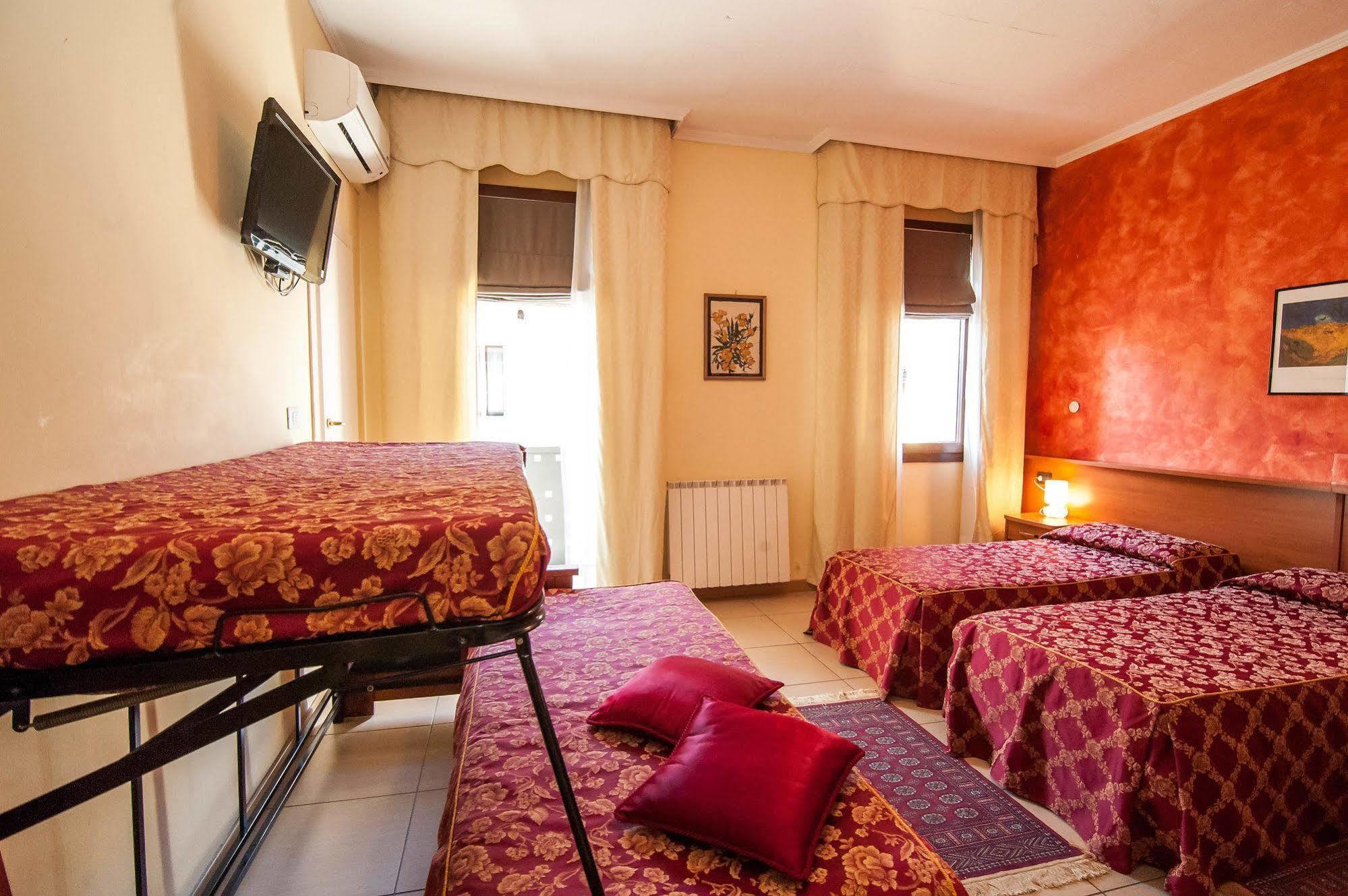 Al Piccolo Hotel Mestre Exterior photo